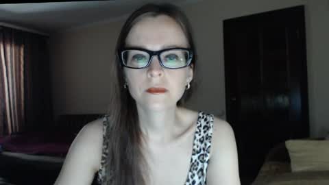 Snapshot of evangeline06 chatting on June 2, 2026, 8:49 am YourMistress online show from June 2, 2026, 8:49 am