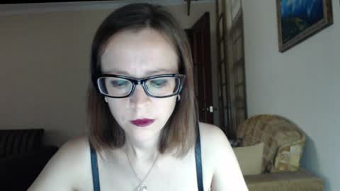 Snapshot of evangeline06 chatting on July 2, 2026, 8:42 am YourMistress online show from July 2, 2026, 8:42 am