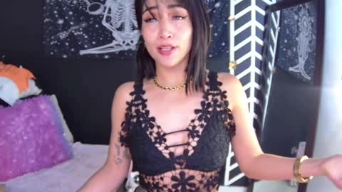 Snapshot of evangelinecors chatting on February 2, 2025, 2:24 pm Eva online show from February 2, 2025, 2:24 pm