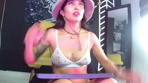  Eva online show from June 25, 2026, 7:07 pm