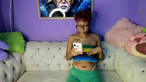 Snapshot of evangely15_ chatting on October 30, 2025, 11:44 am evangely15_ online show from October 30, 2025, 11:44 am