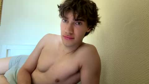 Snapshot of evanmitchell chatting on July 6, 2026, 9:50 am Evan online show from July 6, 2026, 9:50 am
