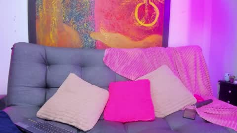 Evan and Susan online show from November 20, 2025, 11:48 pm