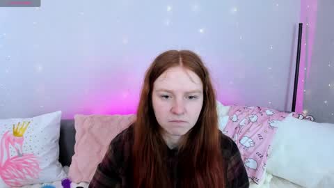 Snapshot of evarey_ chatting on April 10, 2026, 4:28 am Adelina online show from April 10, 2026, 4:28 am