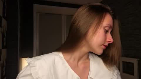 Eva online show from September 28, 2025, 7:19 pm