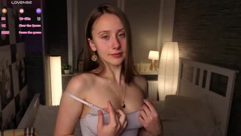 Eva online show from October 2, 2025, 7:21 pm