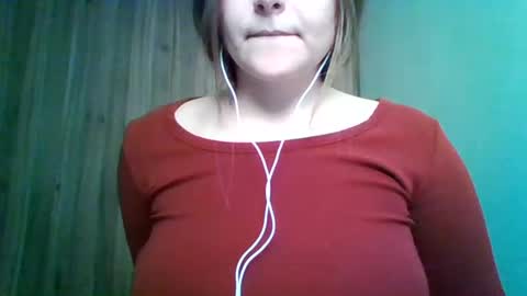 evasapples2026 online show from June 20, 2026, 9:06 pm