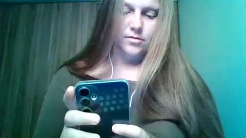 evasapples2026 online show from June 26, 2026, 1:26 pm