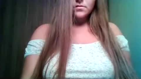 evasapples2026 online show from July 13, 2026, 8:55 pm