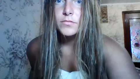 evasapples2026 online show from July 16, 2026, 9:26 am