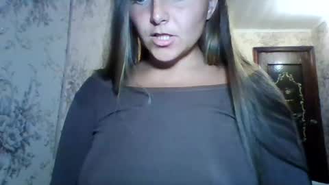 evasapples2026 online show from July 22, 2026, 6:54 pm