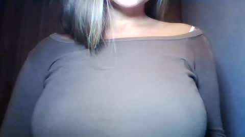evasapples2026 online show from August 1, 2026, 9:14 pm