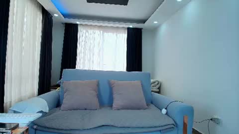  EVA LUNA online show from June 25, 2026, 3:38 pm