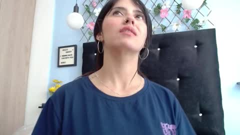 Eva Carter online show from December 15, 2025, 12:20 pm