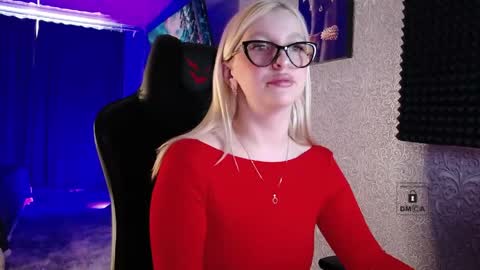 evavibe online show from May 1, 2026, 5:23 am