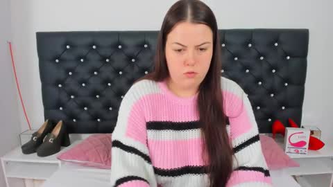 Snapshot of evawetdream chatting on January 13, 2025, 5:12 am Eva online show from January 13, 2025, 5:12 am