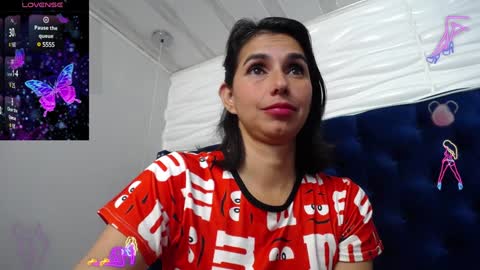 Snapshot of evawilliams_ chatting on December 2, 2024, 3:58 pm Eva online show from December 2, 2024, 3:58 pm