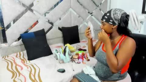 Eva And Emmanuel online show from April 29, 2026, 1:59 pm