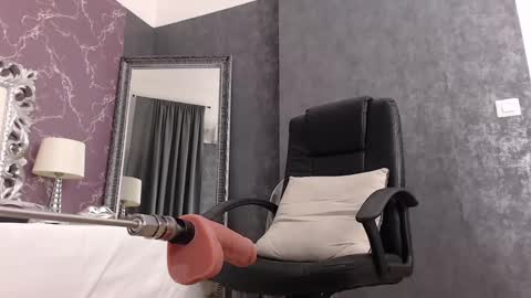 Snapshot of evaxrose chatting on December 7, 2024, 7:32 pm Eva online show from December 7, 2024, 7:32 pm