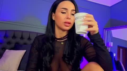 Snapshot of evaxrose chatting on December 14, 2025, 4:40 am Eva online show from December 14, 2025, 4:40 am