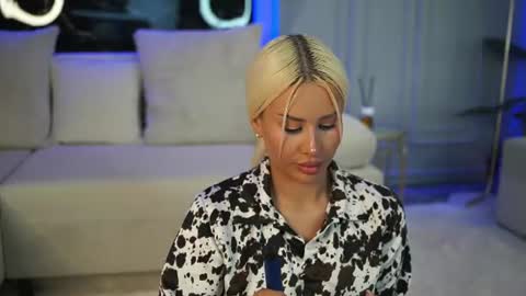 Eva online show from July 27, 2026, 12:01 pm
