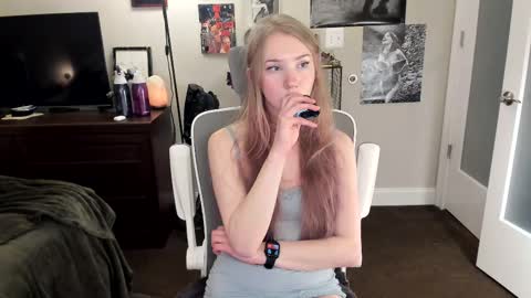 Snapshot of eve003300 chatting on February 26, 2025, 11:15 pm Goddess Eve online show from February 26, 2025, 11:15 pm