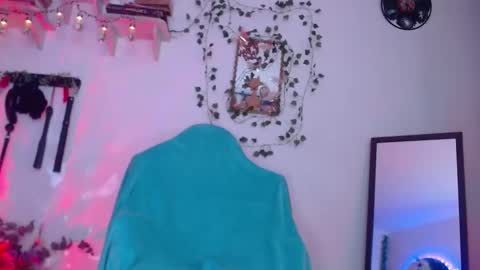 Snapshot of eve_blue77 chatting on September 24, 2025, 12:36 am Eve Blue friends. IG eve blue77 TW EveBlue 1 OF eveblue7 online show from September 24, 2025, 12:36 am