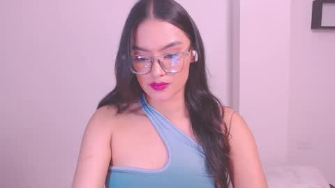 Eve Rox18 online show from November 13, 2025, 12:31 am