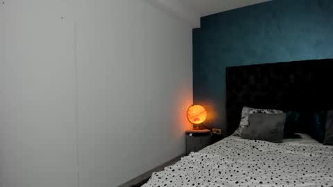 Eve online show from September 19, 2025, 5:24 pm