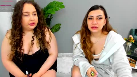 eveeevian online show from May 1, 2026, 6:29 am