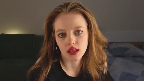 Eveleen online show from January 10, 2025, 8:37 pm