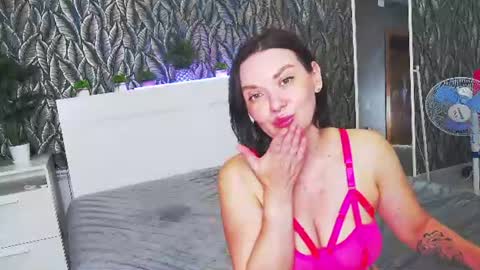 EveLibston online show from June 11, 2026, 3:04 am