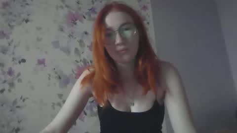 Evelina online show from December 18, 2025, 8:42 am