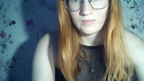 Evelina online show from June 18, 2026, 3:49 pm