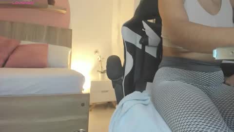 BELLA online show from March 13, 2026, 12:01 pm