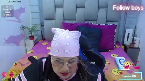 evelin zaens online show from February 19, 2026, 5:36 am