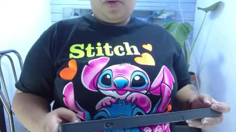 Snapshot of evelin_zaens chatting on May 3, 2026, 4:40 am evelin zaens online show from May 3, 2026, 4:40 am