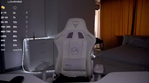 Snapshot of evelina_fox chatting on July 10, 2026, 9:56 am Evelina online show from July 10, 2026, 9:56 am