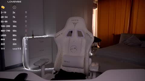 Snapshot of evelina_fox chatting on July 12, 2026, 12:07 pm Evelina online show from July 12, 2026, 12:07 pm