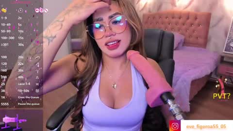 Eveline  online show from May 1, 2026, 12:32 pm