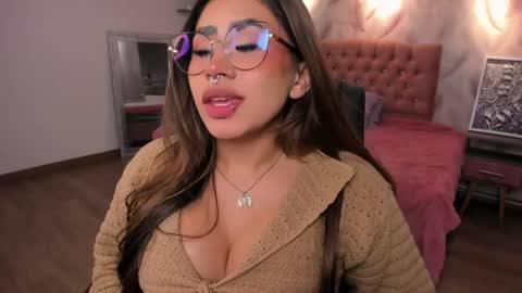 Snapshot of eveline_figeroa chatting on June 10, 2026, 1:28 am Eveline online show from June 10, 2026, 1:28 am