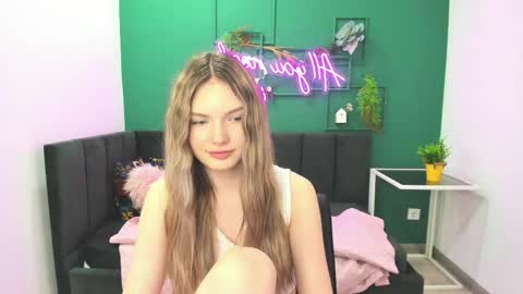 Eveline online show from June 3, 2026, 8:50 am