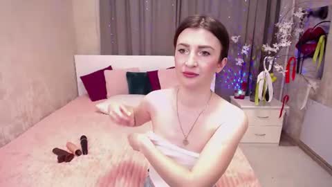 Snapshot of evelingills chatting on June 11, 2026, 5:38 am Evelin online show from June 11, 2026, 5:38 am