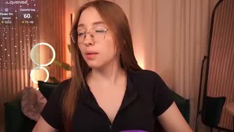Evelin online show from August 5, 2026, 4:10 pm