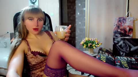 evelove online show from December 7, 2024, 5:20 pm