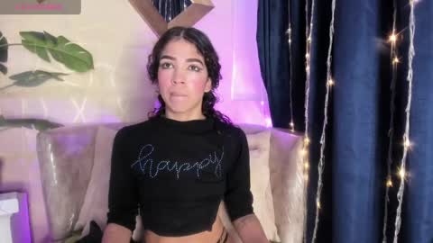 evelyn__rose1 online show from May 2, 2026, 2:16 am