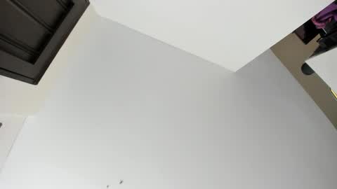 Snapshot of evelyn_coelloo chatting on October 28, 2025, 6:32 pm Eve online show from October 28, 2025, 6:32 pm