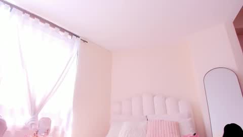 Snapshot of evelyn_coelloo chatting on November 26, 2025, 4:19 pm Eve online show from November 26, 2025, 4:19 pm