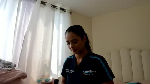 Snapshot of evelyn_coelloo chatting on February 11, 2026, 6:46 pm Eve online show from February 11, 2026, 6:46 pm