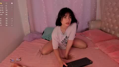 Snapshot of evelyn_evelyn chatting on March 3, 2025, 3:20 pm evelyn evelyn online show from March 3, 2025, 3:20 pm